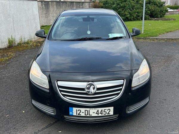 Vauxhall Insignia Hatchback, Diesel, 2012, Black