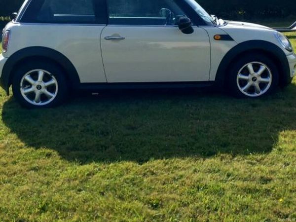 Mini One Hatchback, Petrol, 2010, White