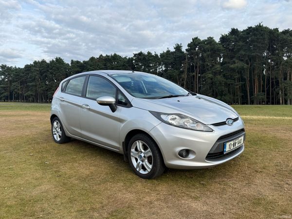 Ford Fiesta Hatchback, Petrol, 2010, Silver