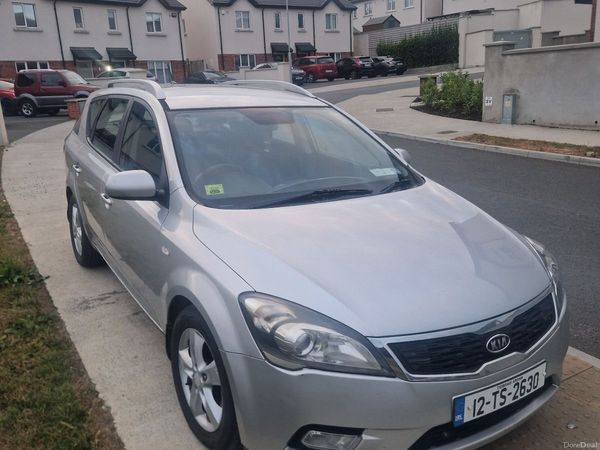 Kia Ceed Estate, Diesel, 2012, Silver