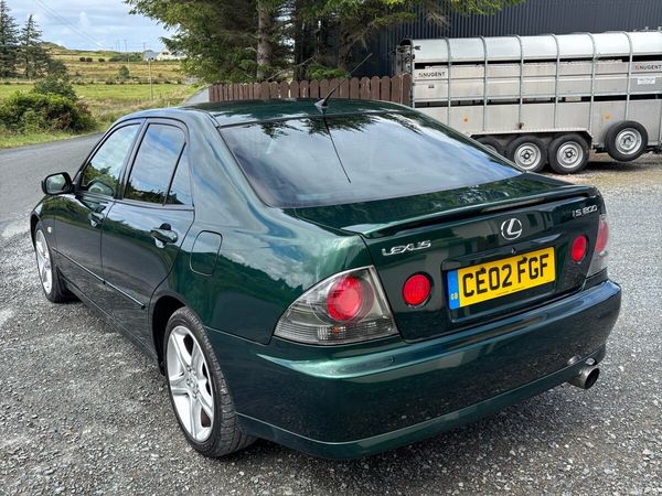 Lexus IS Saloon, Petrol, 2002, Green