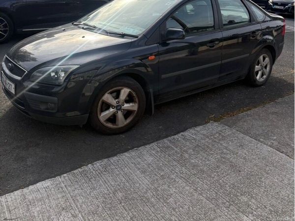 Ford Focus Saloon, Petrol, 2008, Black