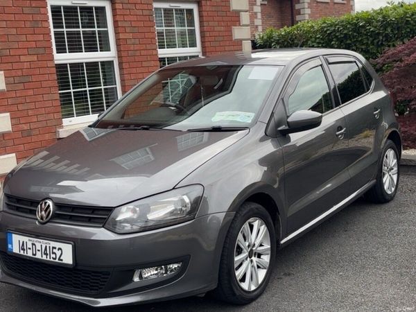 Volkswagen Polo Hatchback, Petrol, 2014, Grey