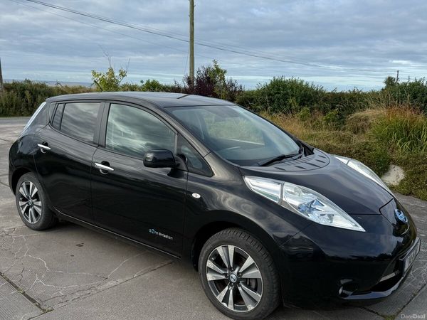 Nissan Leaf Hatchback, Electric, 2014, Black