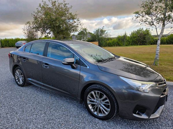 Toyota Avensis Saloon, Diesel, 2015, Grey