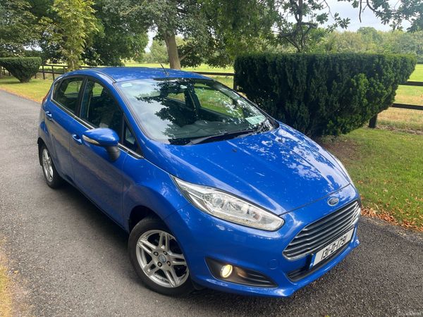 Ford Fiesta Hatchback, Petrol, 2013, Blue