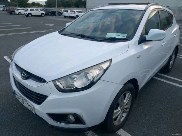 Hyundai ix35 SUV, Diesel, 2011, White