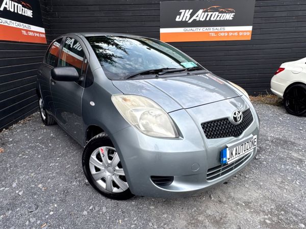 Toyota Yaris Hatchback, Petrol, 2007, Silver