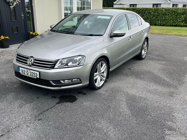Volkswagen Passat Saloon, Diesel, 2014, Silver