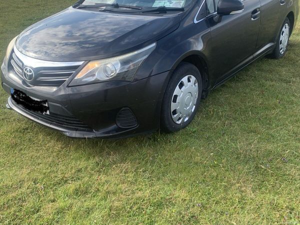 Toyota Avensis Saloon, Diesel, 2012, Black
