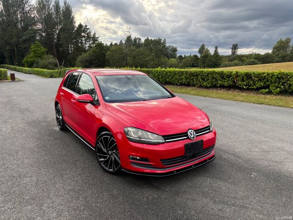 Volkswagen Golf Hatchback, Petrol, 2016, Red