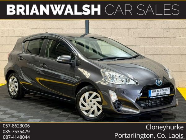 Toyota Aqua Hatchback, Petrol Hybrid, 2015, Grey