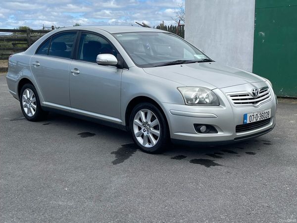 Toyota Avensis Saloon, Petrol, 2007, Silver