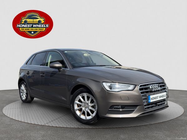 Audi A3 Hatchback, Petrol, 2015, Green