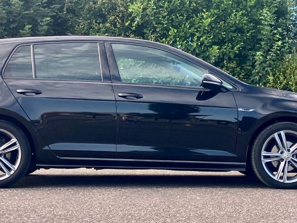 Volkswagen Golf Estate, Petrol, 2019, Black