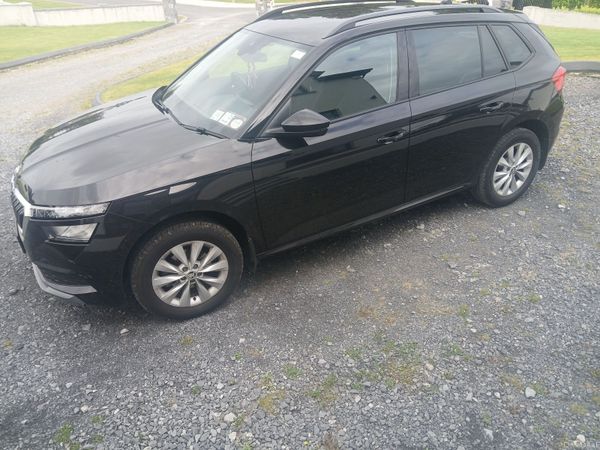 Skoda Kamiq Hatchback, Petrol, 2022, Black