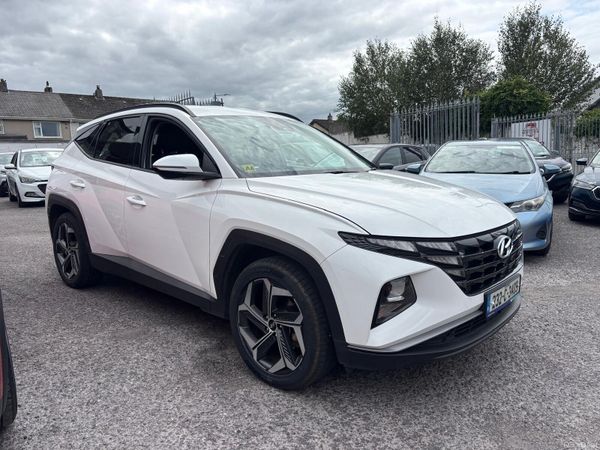 Hyundai Tucson SUV, Petrol Plug-in Hybrid, 2023, White
