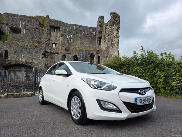 Hyundai i30 Hatchback, Diesel, 2015, White