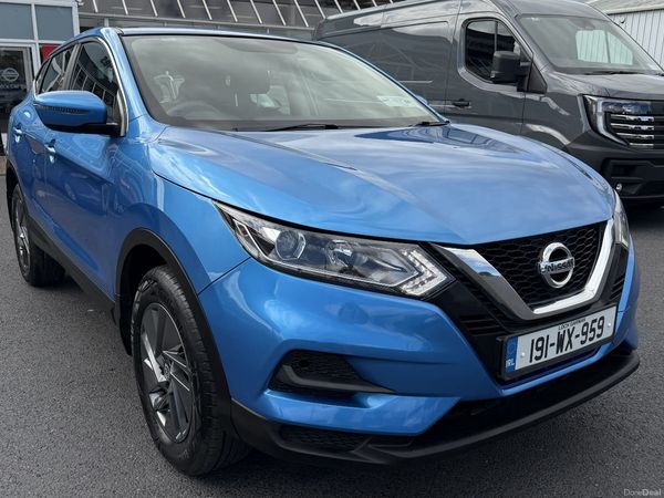 Nissan Qashqai MPV, Petrol, 2019, Blue