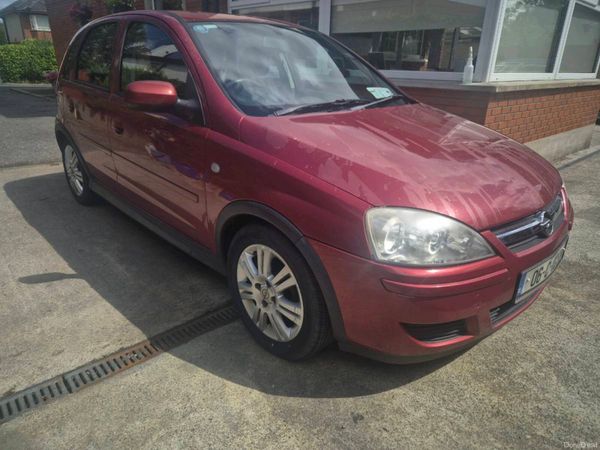 Opel Corsa Hatchback, Petrol, 2006, Red