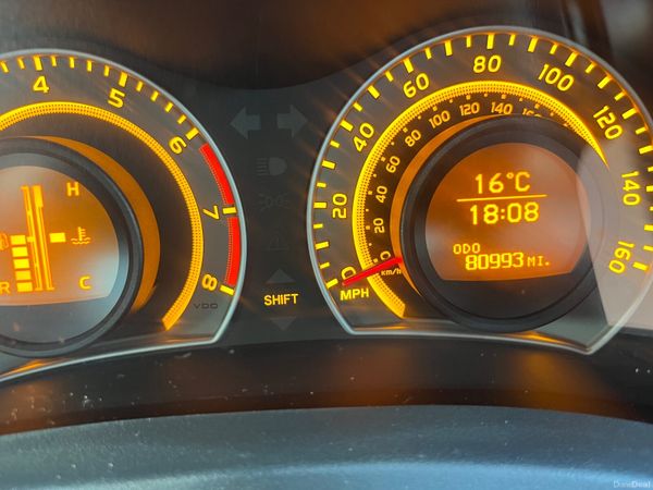 Toyota Auris Hatchback, Petrol, 2009, Silver