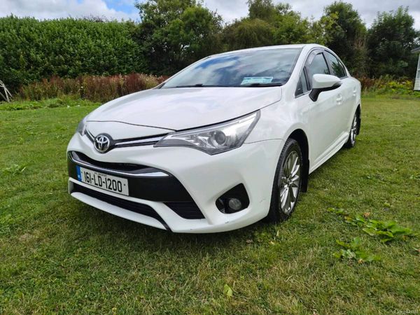 Toyota Avensis Saloon, Diesel, 2016, White