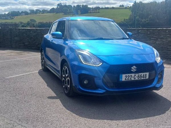 Suzuki Swift Hatchback, Petrol, 2022, Blue