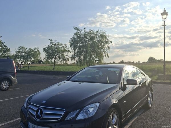 Mercedes-Benz E-Class Coupe, Diesel, 2011, Black