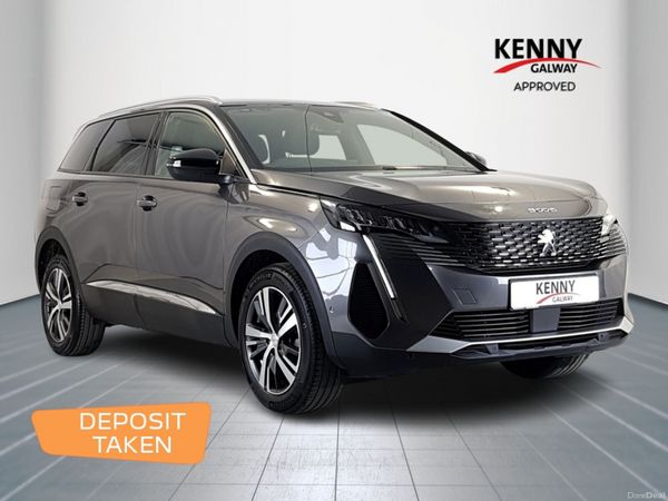 Peugeot 5008 MPV, Diesel, 2023, Grey