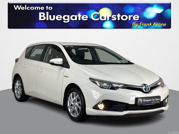 Toyota Auris Estate, Petrol Hybrid, 2017, White