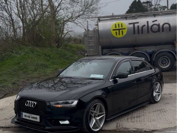 Audi A4 Saloon, Diesel, 2015, Black