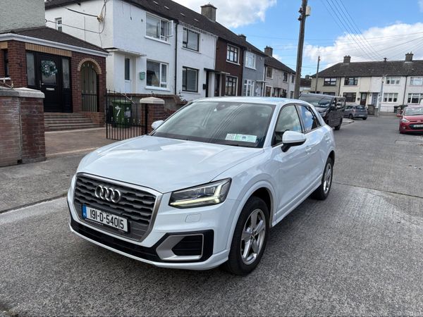 Audi Q2 SUV, Petrol, 2019, White