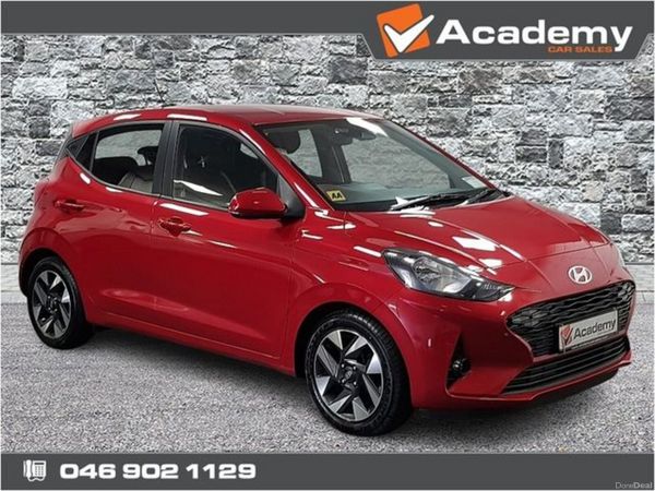 Hyundai i10 Hatchback, Petrol, 2023, Red