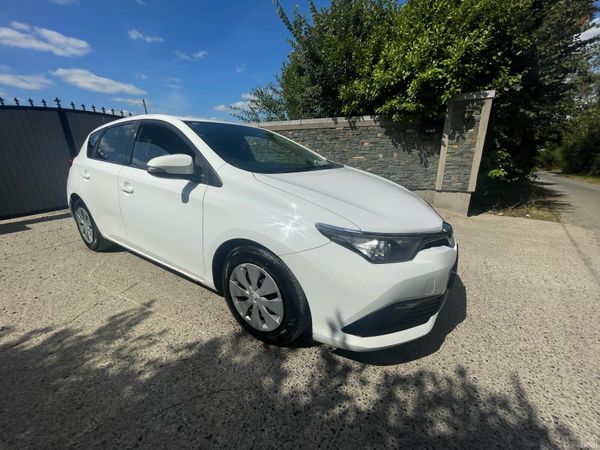 Toyota Auris Van, Diesel, 2017, White