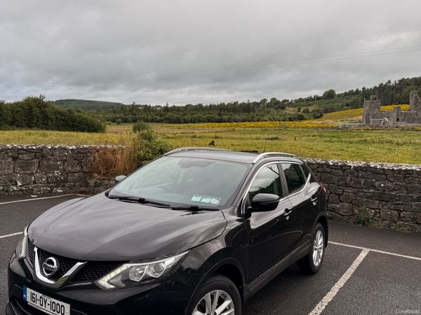 Nissan Qashqai Hatchback, Diesel, 2016, Black