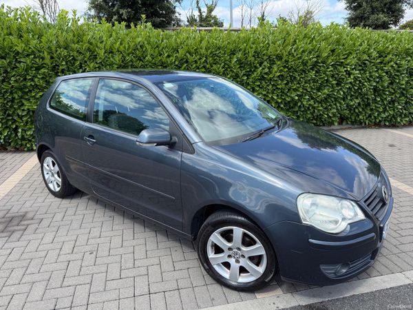 Volkswagen Polo Hatchback, Petrol, 2008, Grey