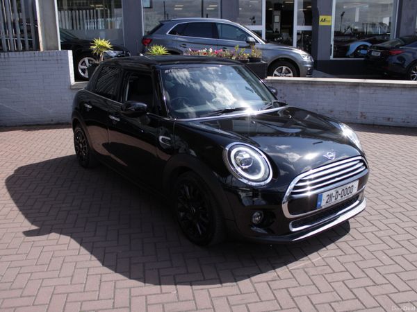 Mini Cooper Hatchback, Diesel, 2021, Blue