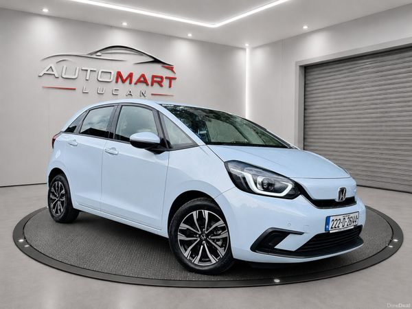 Honda Fit Hatchback, Petrol Hybrid, 2022, White