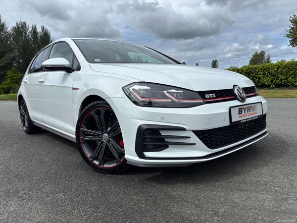 Volkswagen Golf Hatchback, Petrol, 2018, White