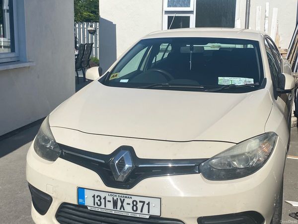 Renault Fluence Saloon, Diesel, 2013, Yellow