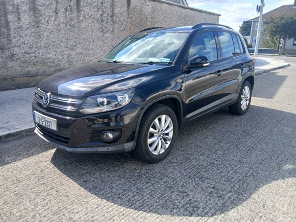 Volkswagen Tiguan SUV, Diesel, 2012, Black