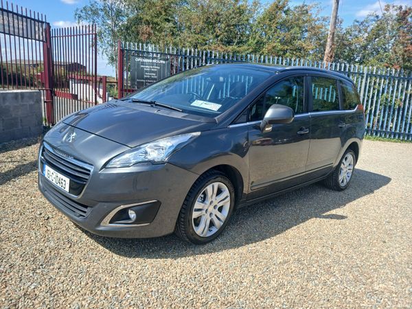 Peugeot 5008 MPV, Diesel, 2016, Grey