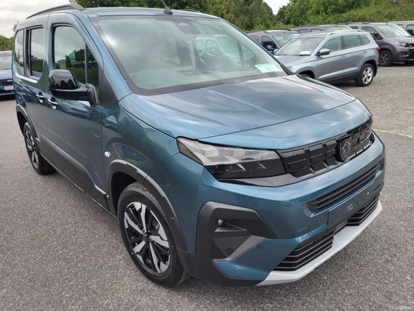 Peugeot Rifter MPV, Diesel, 2026, Blue