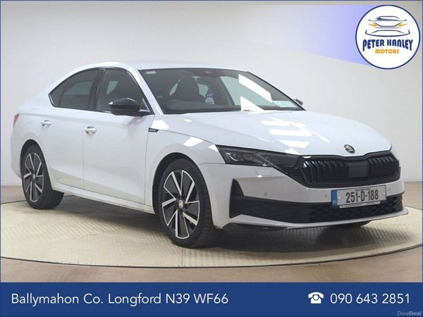 Skoda Octavia Saloon, Diesel, 2025, White