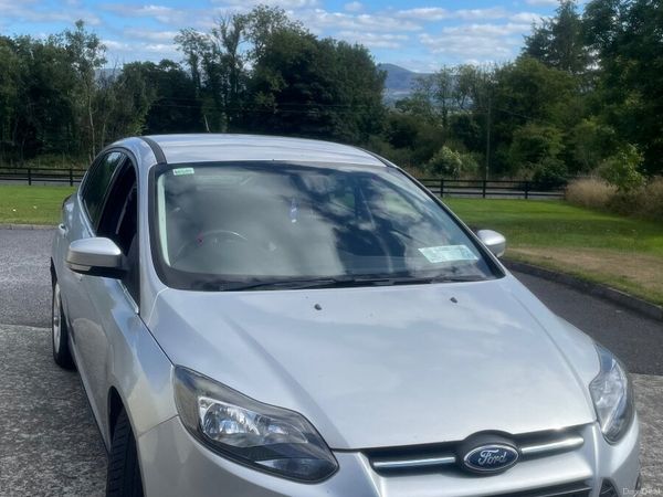 Ford Focus Hatchback, Diesel, 2012, Grey