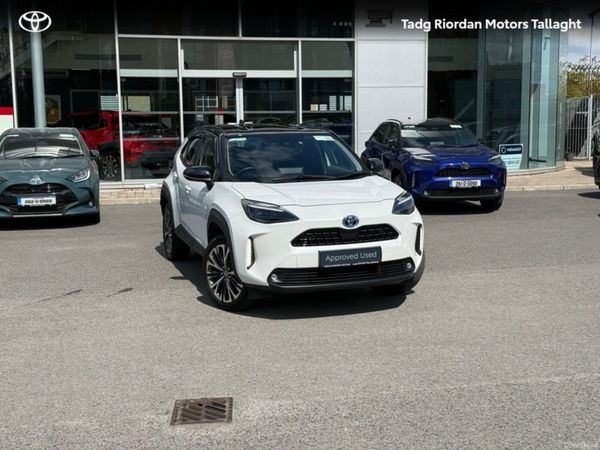 Toyota Yaris Cross Hatchback, Petrol Hybrid, 2024, White
