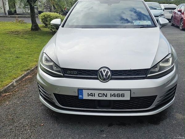 Volkswagen Golf Hatchback, Diesel, 2014, Silver