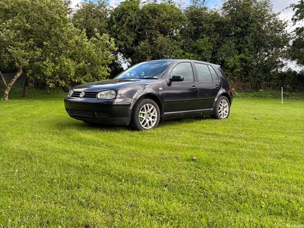 Volkswagen Golf Hatchback, Petrol, 2003, Black