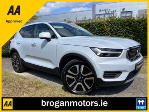 Volvo XC40 SUV, Petrol Plug-in Hybrid, 2022, Silver