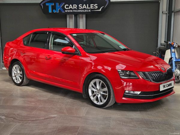 Skoda Octavia Hatchback, Diesel, 2017, Red